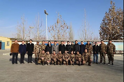 葛永品出席兵团第十四师昆玉市225团"扶贫爱心捐赠"活动仪式